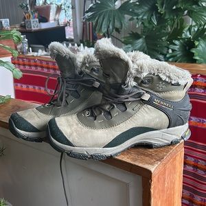 MERREL • WINTER BOOTS insulated for warmth and comfort